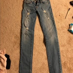 low waisted jeans